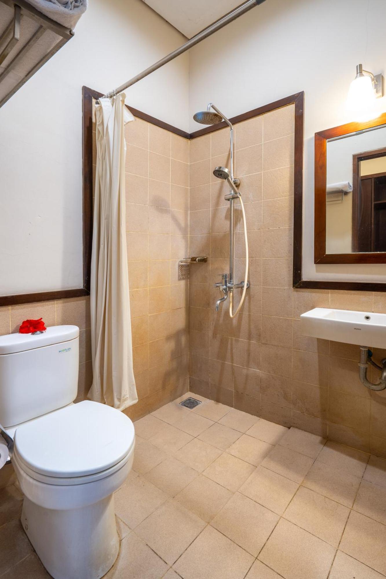 Samawa Transit Hotel Sumbawa Besar Dış mekan fotoğraf