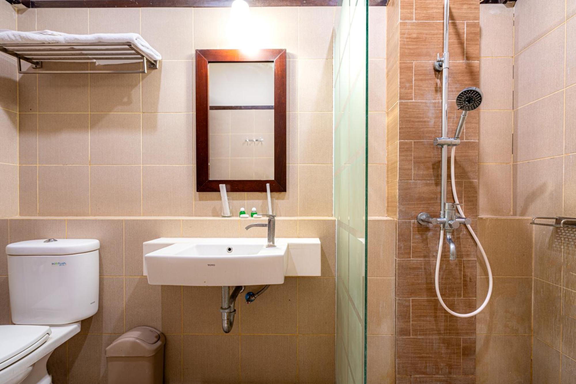 Samawa Transit Hotel Sumbawa Besar Dış mekan fotoğraf